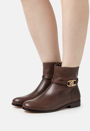 Lauren Ralph Lauren, Kotníkové boty - brown