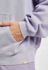 DEF HERREN - Kapuutsiga pusa - purple washed