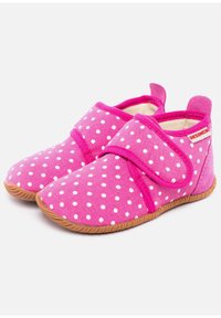 Roze slippers met stippen in een zachte canvasstof, klittenbandriem, rubberen zool en een afgeronde neusdesign. Voorzien van een pluche binnenvoering.