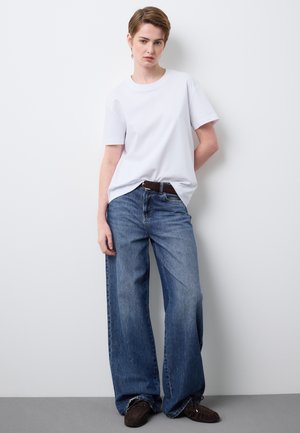 WITH LACES - Chaussures bateau - dark brown