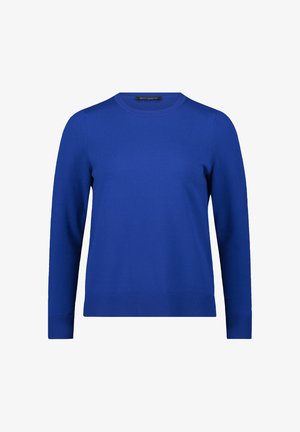 Długi rękaw, królewsko niebieski sweter z dzianiny z okrągłym dekoltem oraz ściągaczami przy mankietach i dolnej krawędzi, zaprezentowany na białym tle.