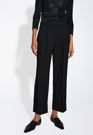 MID RISE STRAIGHT CUT - Pantaloni - black