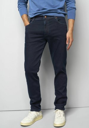 M5 FIVE POCKET - Jeans Tapered Fit - dunkelblau