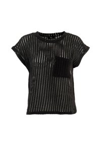 Haut noir à manches courtes en tissu en filet ouvert, avec une poche carrée à l'avant et une coupe décontractée. La texture est légère et respirante.