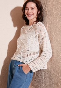LELA REGULAR FIT - Pulóver - ecru