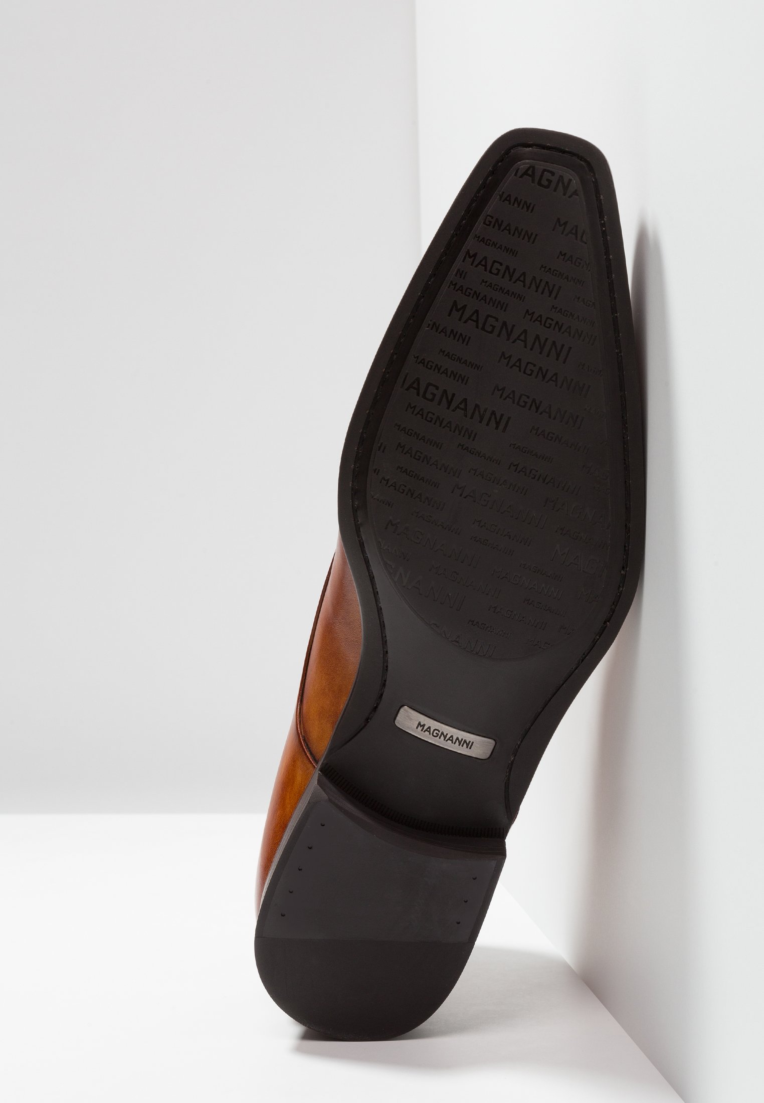 magnanni black friday sale