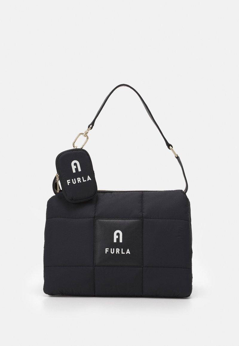 Czarna pikowana torebka z nylonu z odpinaną kieszonką na zamek, z logo i złotymi akcentami. Gładka faktura.