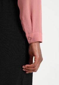 VILA Blouse - light pink