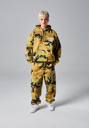 Grimey Jersey con capucha - camo