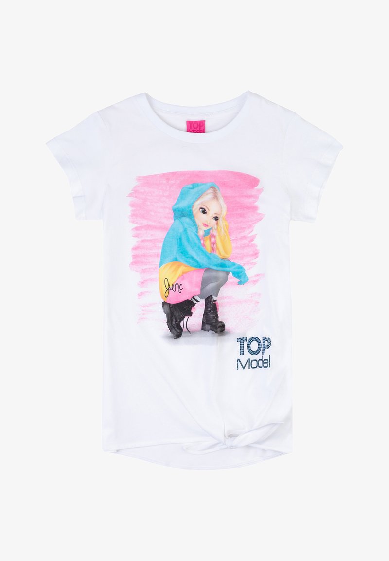 T-shirt bianco a maniche corte con un'illustrazione colorata di una ragazza in una felpa blu e gialla. Il testo recita "Giugno" e "TOP Model."