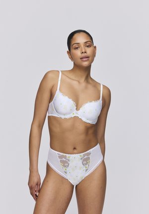 CHEN FULL - Briefs - white yacht
