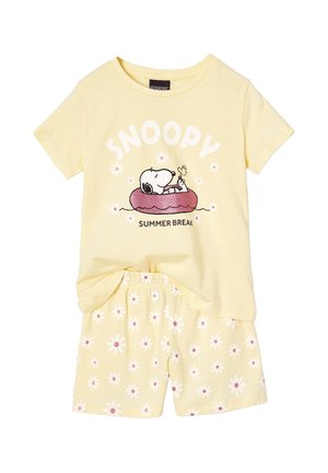 Yellow children’s pajama set with Snoopy floating on a pink tube, text "SNOOPY SUMMER BREAK," and daisy flower print shorts.