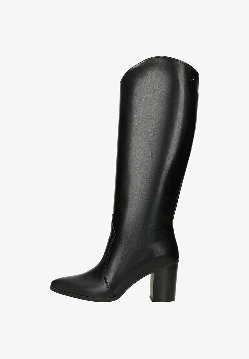 Czarne skórzane kozaki za kolano z ostrym czubkiem i słupkowym obcasem. Gładka faktura o eleganckim designie, bez widocznych elementów metalowych ani ozdób.