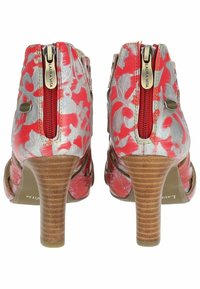 LAURA VITA Sandály na vysokém podpatku - cerise