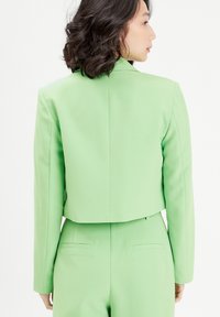 Cache Cache KURZE  - Blazer - vert