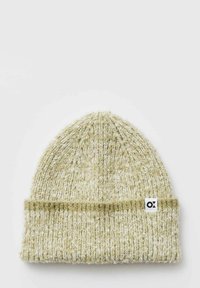 Dziana czapka beanie w jasnym zielonym i kremowym kolorze, z podwiniętym mankietem i małą metką z logo. Teksturowana tkanina o miękkim wyglądzie.