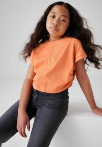 smALLSAINTS Pamata T-krekls - coral pink