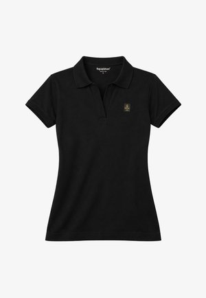 Polo da donna nera a maniche corte con colletto, finta con due bottoni e piccola toppa con logo dorato sul petto a sinistra.