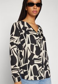 ONLY ONLTIANA LIFE LOOSE  - Blúz - black/city graphic