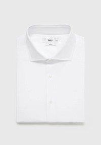 Weißes Slim-Fit-Hemd aus glattem Baumwollstoff, mit einem klassischen Kragen und Knopfverschluss, das einen dezenten Glanz und keine Muster aufweist.