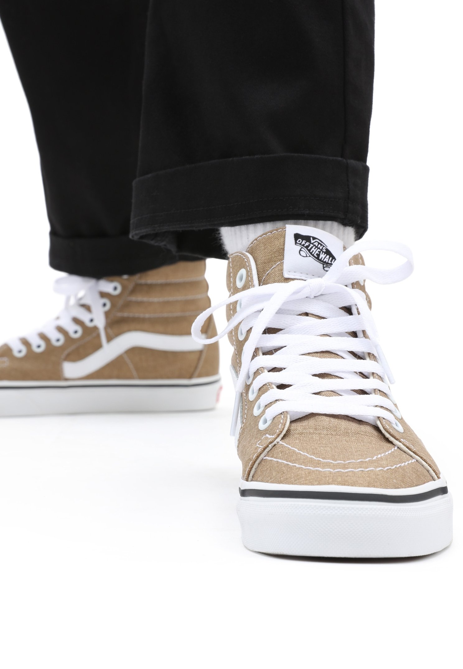 beech true white vans
