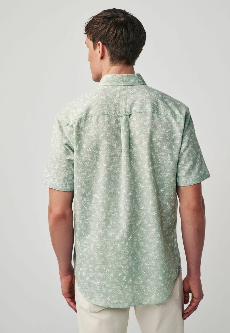 Next SHORT SLEEVE REGULAR FIT - Skjorter - green