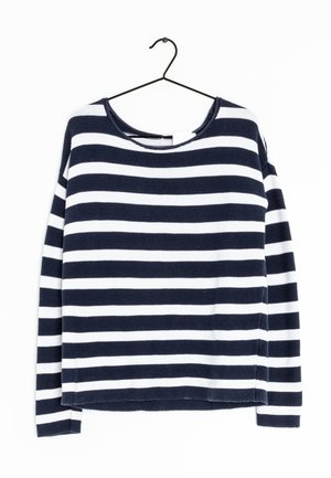 Sweter