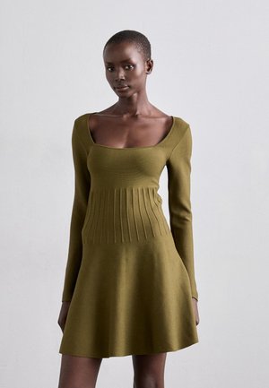 DEORA DRESS - Vestido de punto - sergeant green