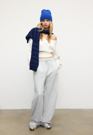 Stradivarius EFFECT - Tenisky - silver-coloured