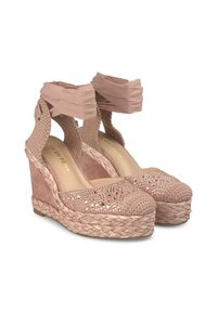 Sandali con zeppa caratterizzati da una morbida parte superiore in suede rosa, suola in paglia intrecciata, elaborato design con ritagli e lacci in tessuto per una vestibilità sicura.