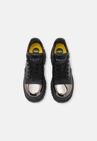 Buffalo ASPHA  - Rennot nauhakengät - black