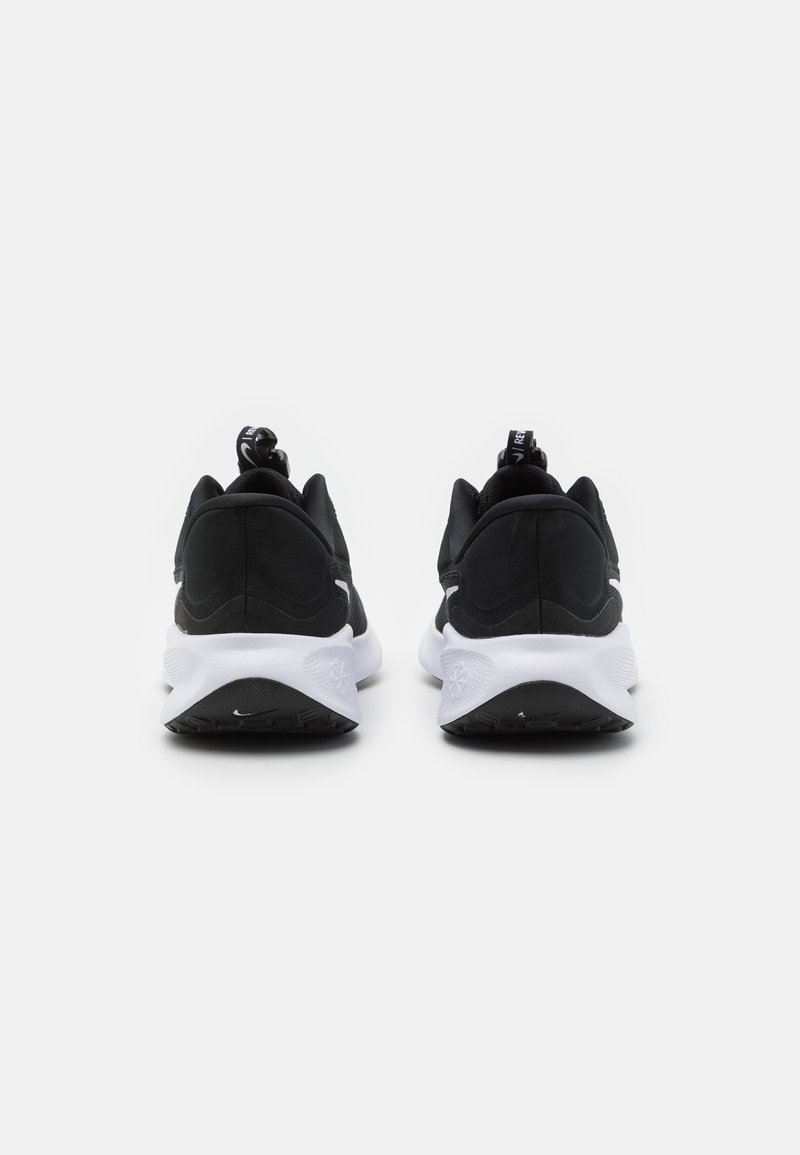 target nike revolution 3