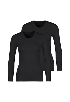 Zwei schlichte schwarze Langarmshirts mit Rundhalsausschnitt, frontal dargestellt, eines leicht hinter dem anderen auf weißem Hintergrund positioniert.