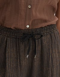 Thumbnail Image 5