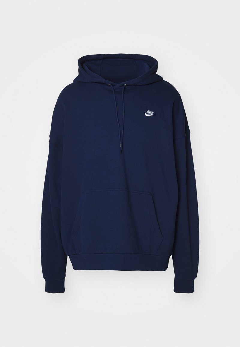 Granatowa bawełniana bluza z kapturem z kieszenią typu kangurka, regulowanym kapturem i białym logo Nike na górnej lewej stronie. Żebrowane mankiety i dół.