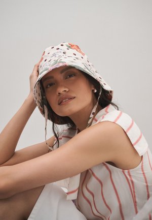 Next, OVERSIZED BUCKET HAT  . - Hatte - polka dot floral