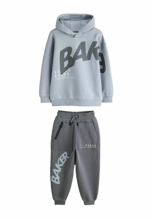 REGULAR FIT - GRAPHIC HOODIE AND JOGGERS SET - Tracksuit - grey