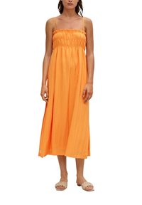 comma MIT RÜSCHENDETAIL - Sukienka letnia