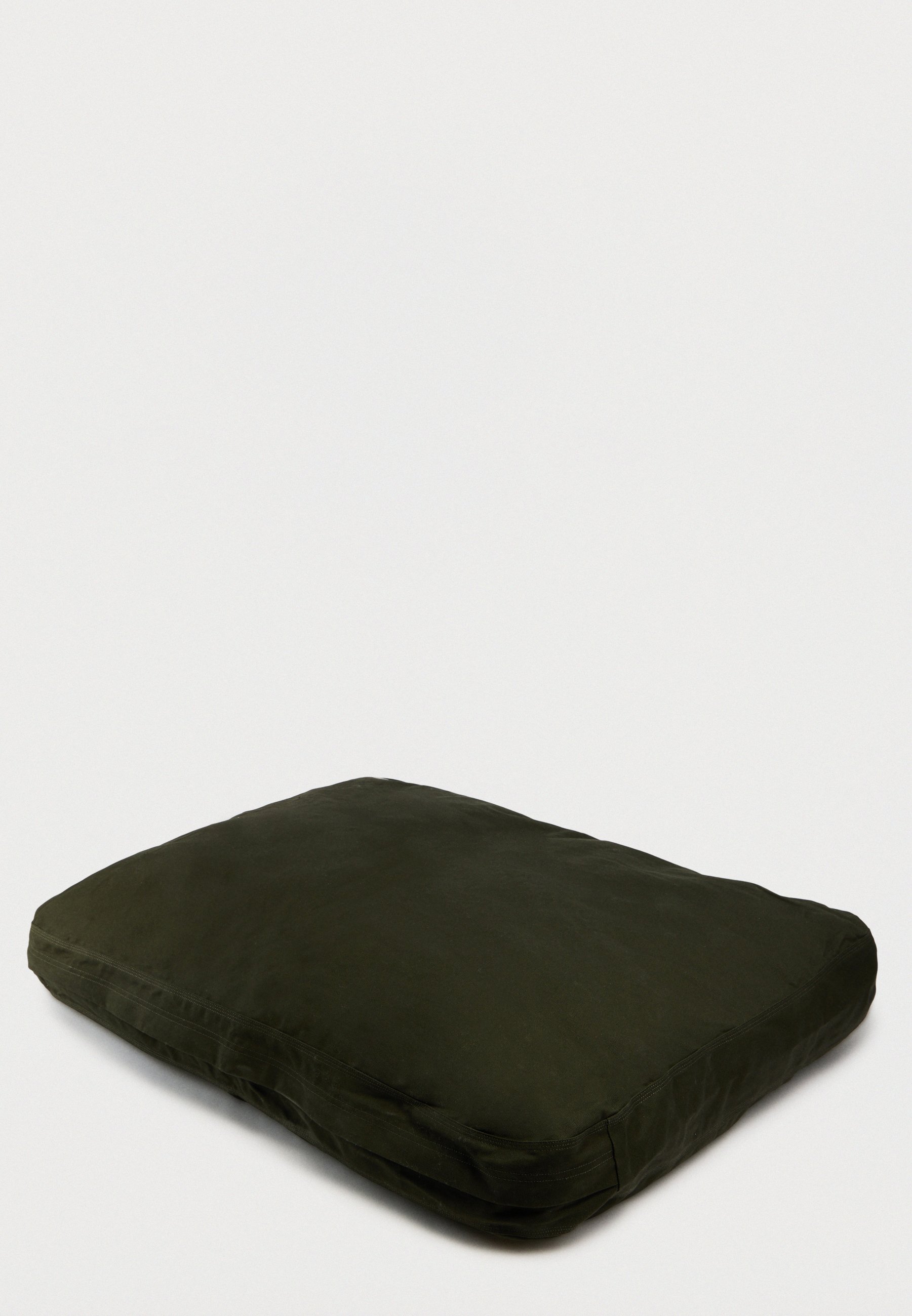 Carhartt WIP DOG BED UNISEX - Pet accessory - olive - Zalando.co.uk