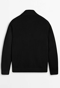 Pull noir à manches longues avec col montant, poignets et ourlet côtelés, présenté à plat vue de dos sur un fond blanc.