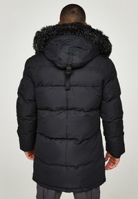 Alessandro Zavetti Zimní bunda - black