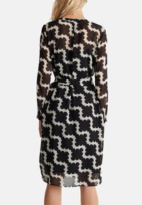 Esprit Collection Vapaa-ajan mekko - black