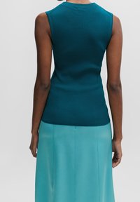 BOSS Top - green