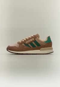 Δεν επιλέχθηκε, magic beige/bold green/cream white
