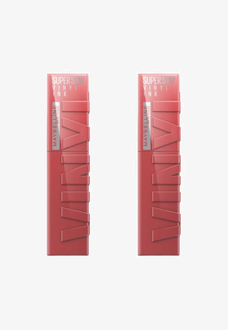 Maybelline Super Stay Vinyl Ink, un emballage rectangulaire élégant en rose mat, avec une lettrage en relief et un accent en cap argent.