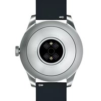 Edelstahl-Rückseite der Smartwatch mit Saphirglas, ausgestattet mit vier Sensoren, einer Krone und einem schwarzen Silikonarmband. 5 ATM Wasserdichtigkeit.