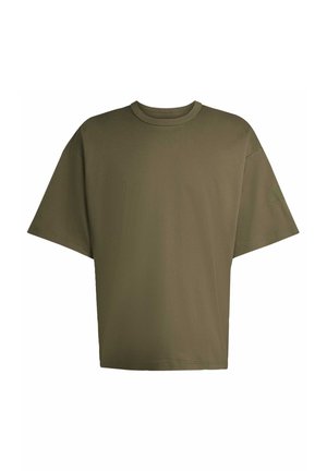 Olívovo zelené oversized tričko vyrobené z mäkkého materiálu, s kruhovým výstrihom a krátkymi rukávmi, s jemnými stehovými detailmi na pleciach.