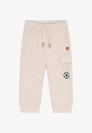 Beige Sweatpants für Kleinkinder mit elastischem Bund, Kordelzug, seitlichen Taschen, einer Cargotasche mit Stickerei eines Fußballs und gerippten Bündchen.
