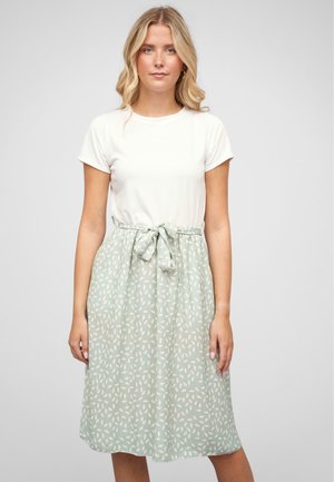 Cloud 5ive POCKETS UND BINDEGÜRTEL - Jurk - white mint