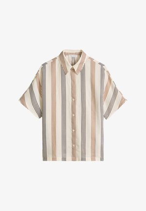 Camicia a maniche corte con bottoni, a righe verticali marroni, beige e grigie su sfondo crema, con colletto appuntito.